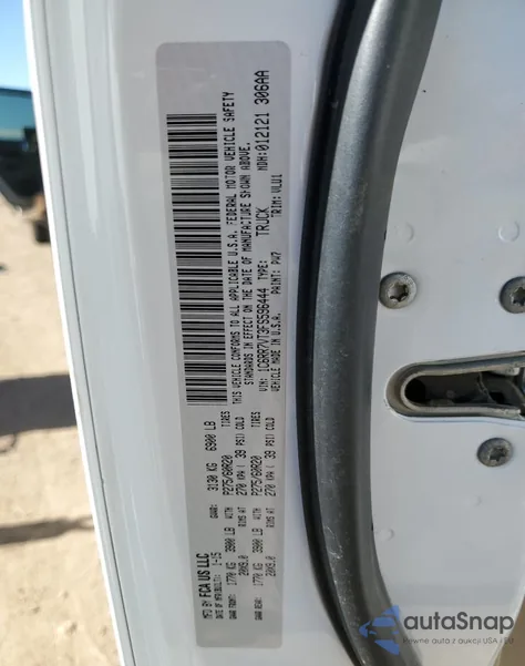 2015 Ram 1500 Laramie z USA, uszkodzony, nr VIN 1C6RR7VT3FS596444